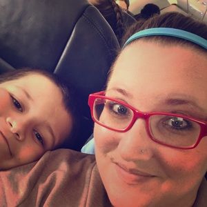 Meet your Posher, Mackenzi